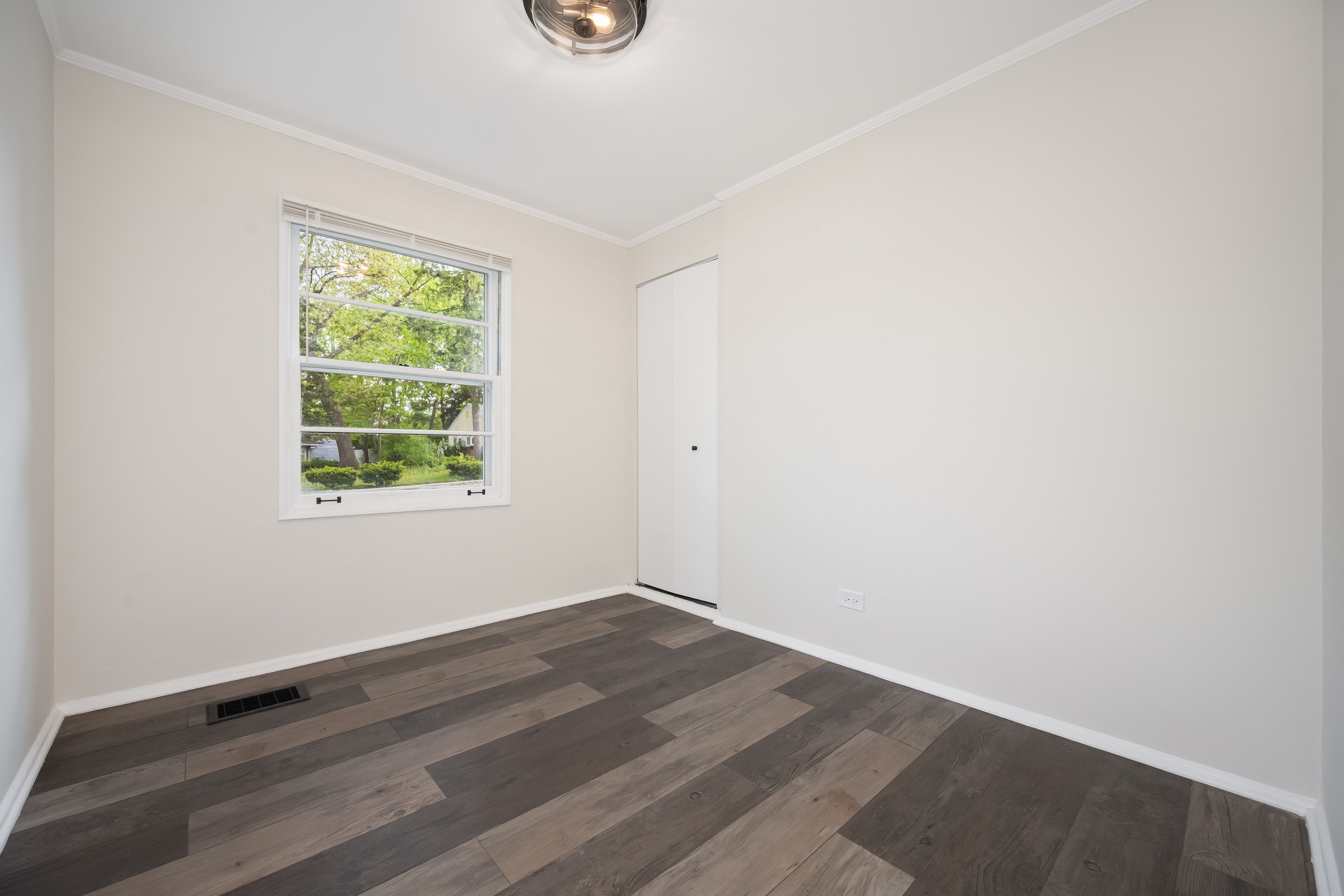  Beautifully Updated and Move-in Ready - 物件實景