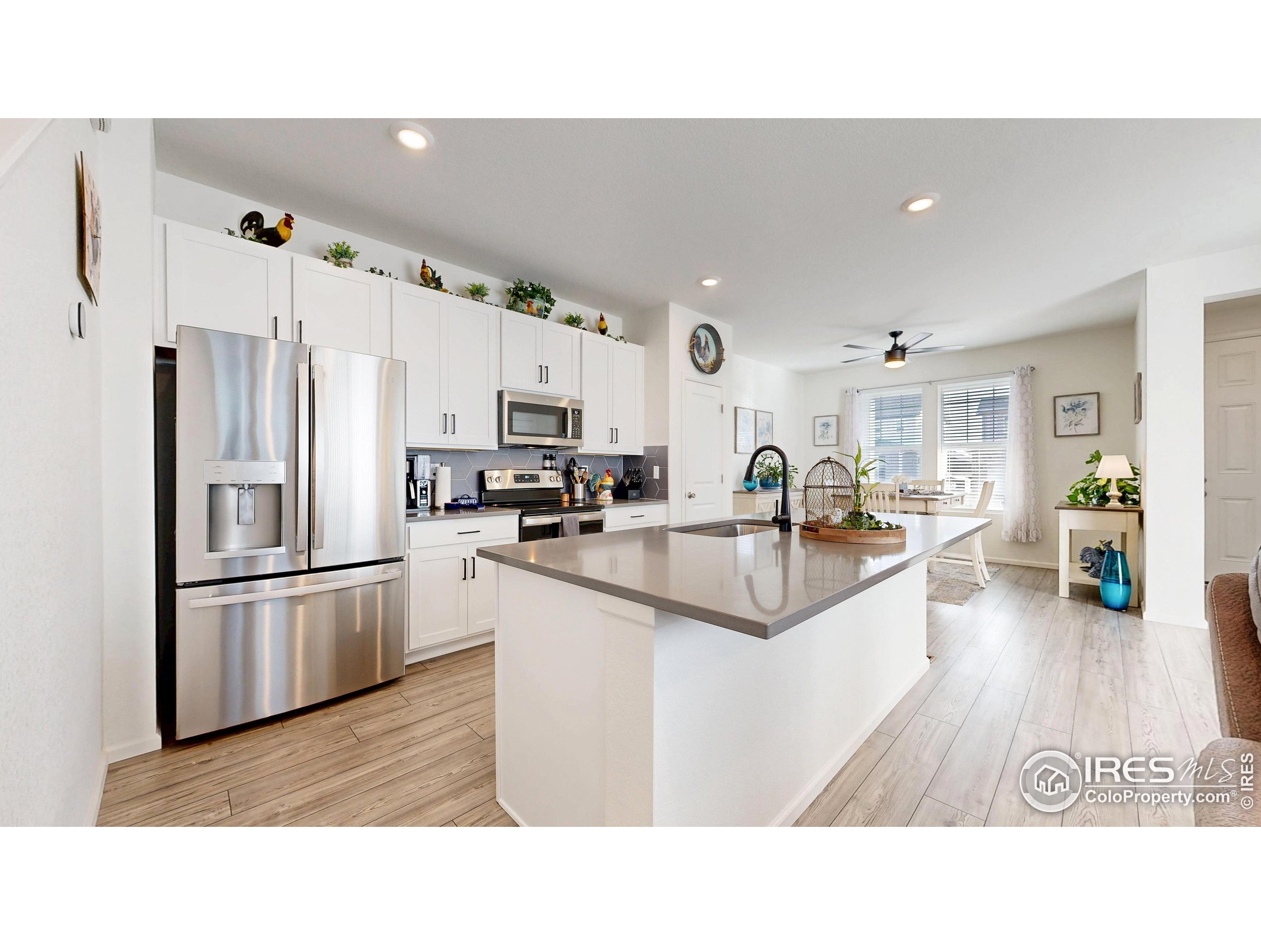 Commerce City, Colorado, 80022, United States, 3 Bedrooms Bedrooms, ,2 BathroomsBathrooms,Residential,For Sale,1987529