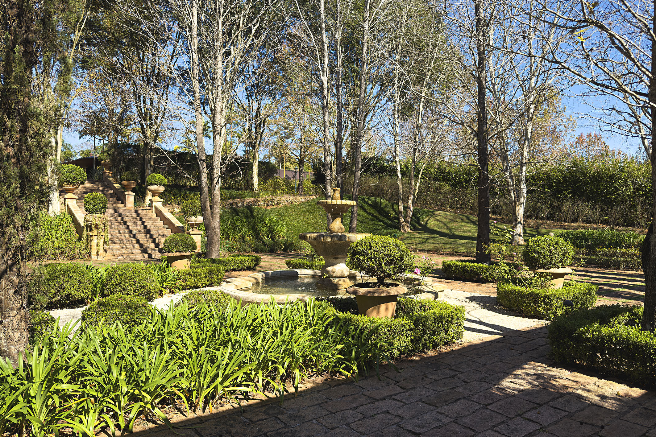  Tuscan-Style Residence in Quinta da Baroneza with an Exclusive Design - 物件實景
