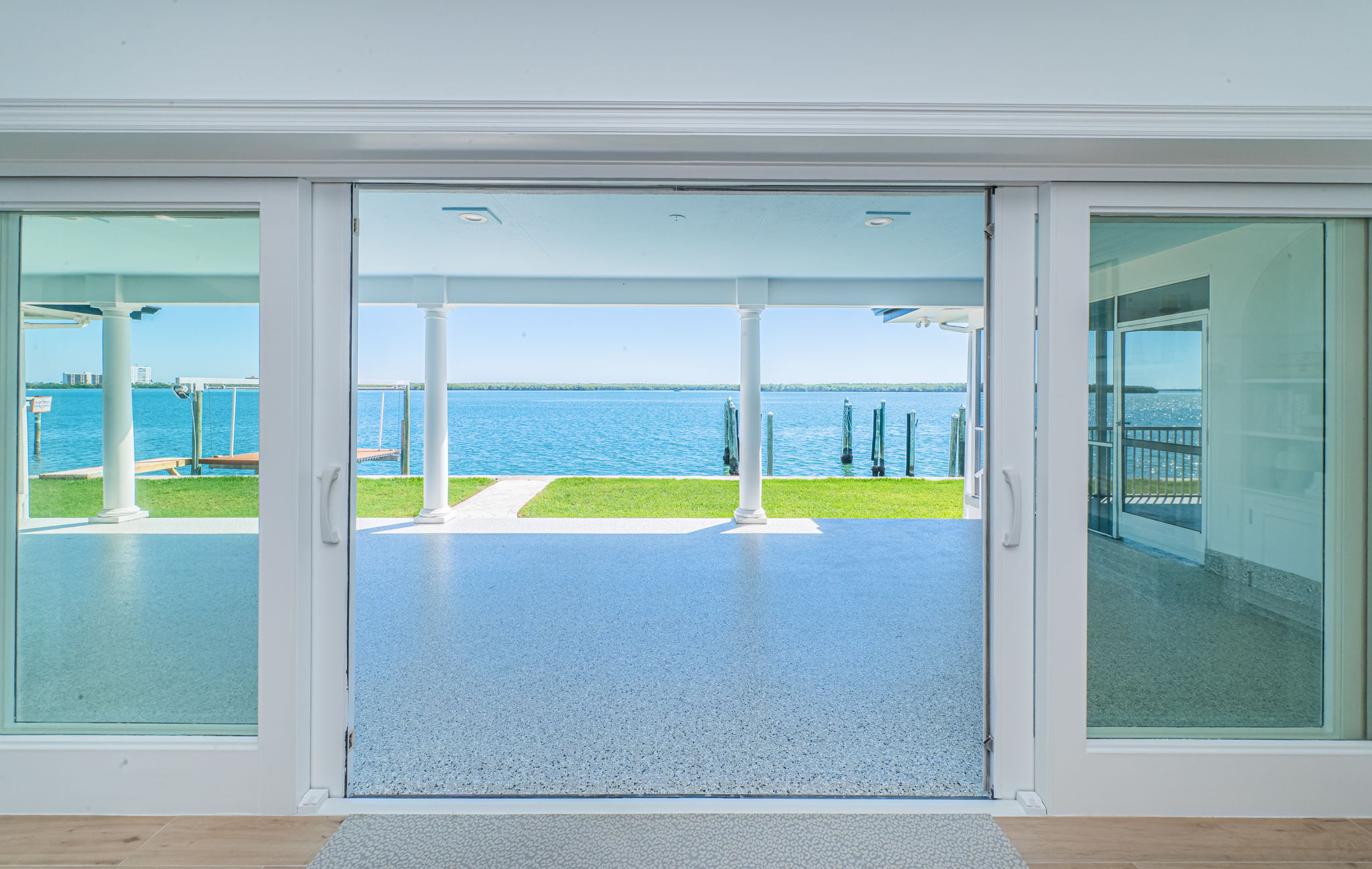 St Petersburg, Florida, 33715, United States, 4 Bedrooms Bedrooms, ,6 BathroomsBathrooms,Residential,For Sale,1978713