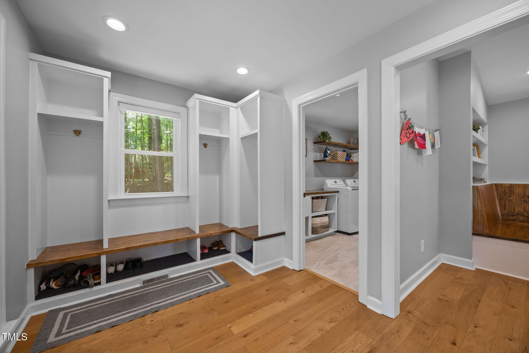 Wake Forest, North Carolina, 27587, United States, 3 Bedrooms Bedrooms, ,3 BathroomsBathrooms,Residential,For Sale,1901147