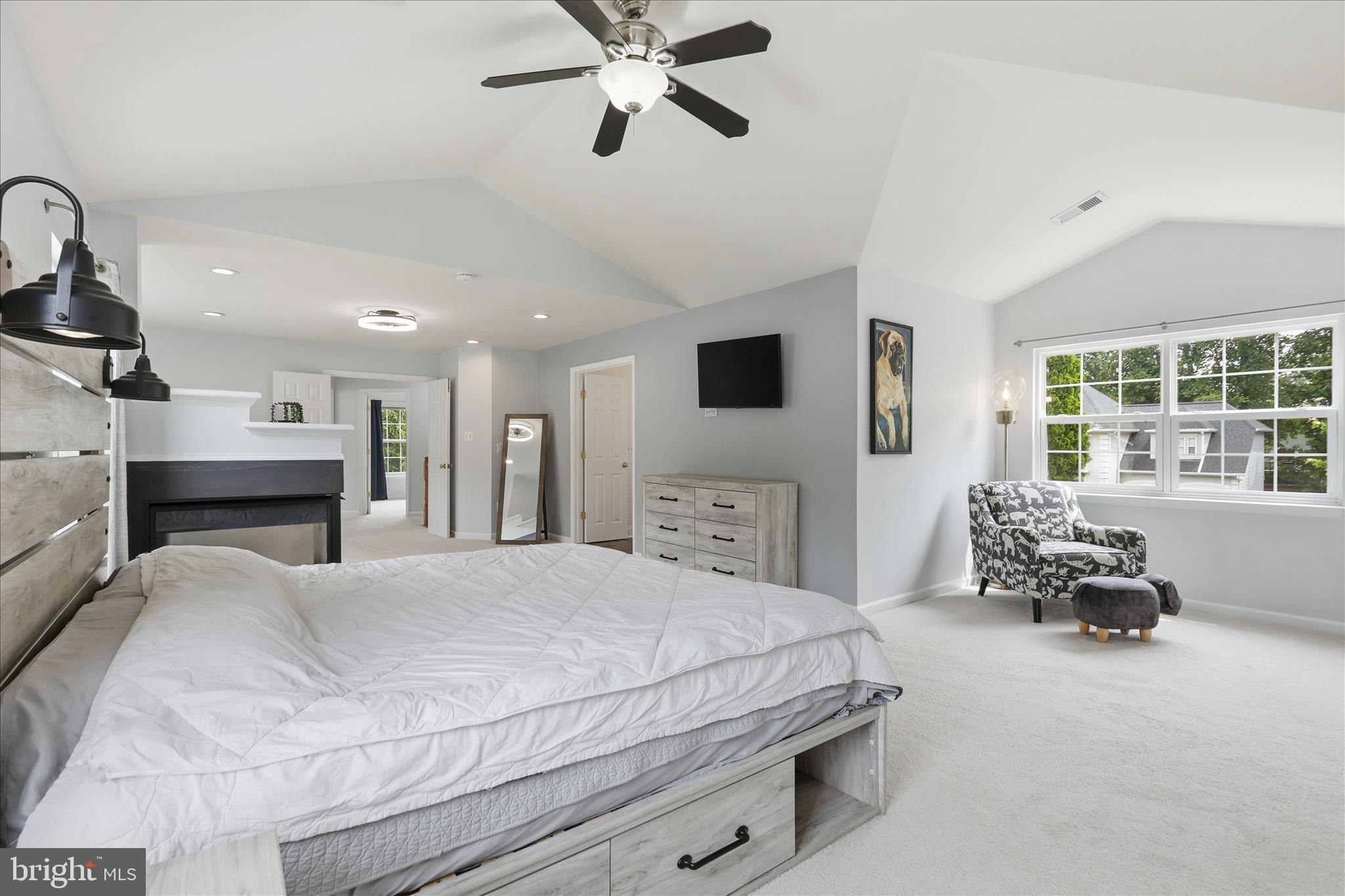Woodbridge, Virginia, 22193, United States, 4 Bedrooms Bedrooms, ,4 BathroomsBathrooms,Residential,For Sale,2048672