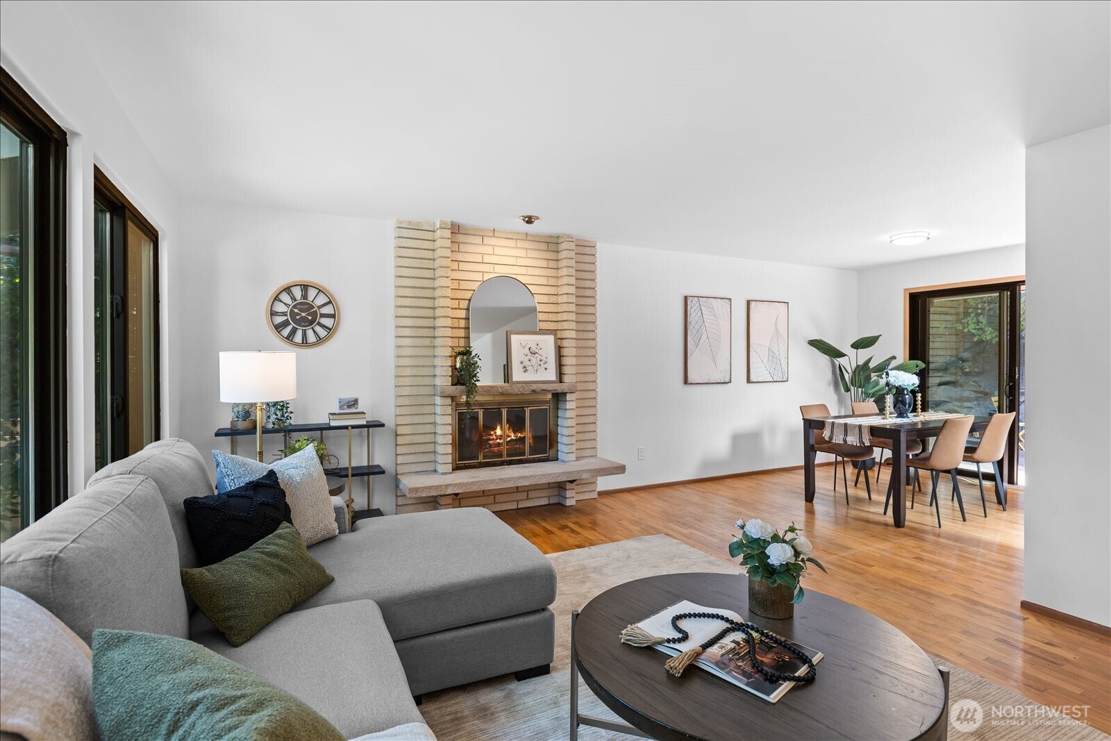 Edmonds, Washington, 98026, United States, 3 Bedrooms Bedrooms, ,1 BathroomBathrooms,Residential,For Sale,1950976