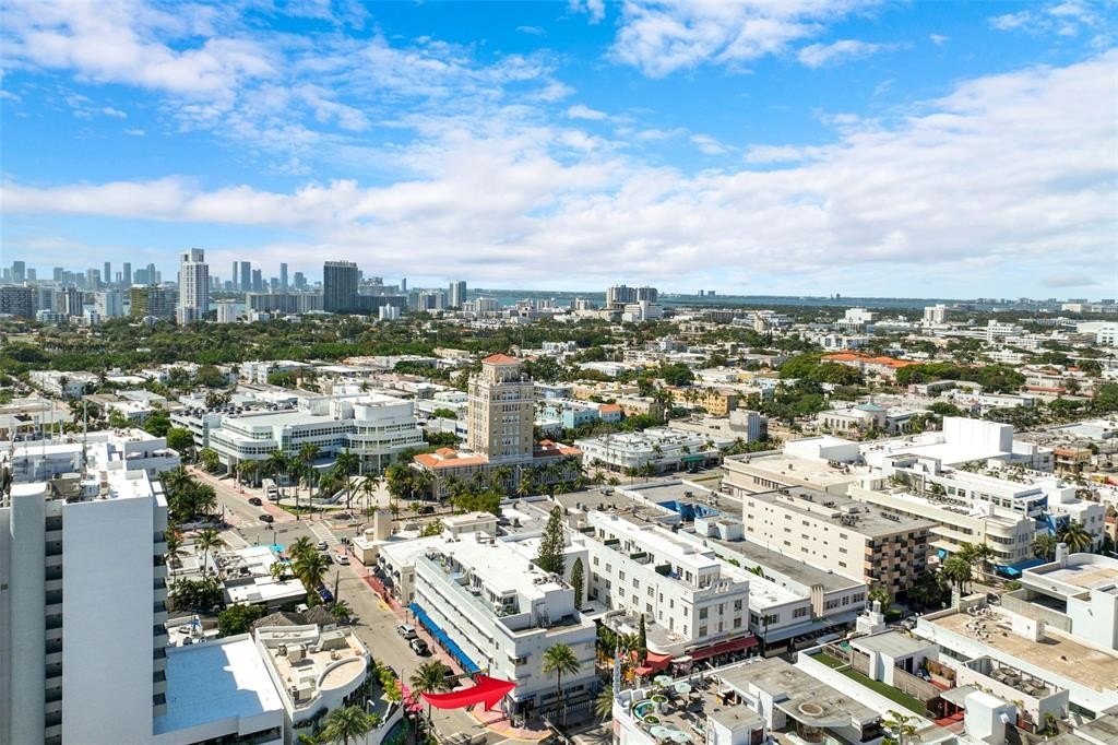 Miami Beach, Florida, 33139, United States, 2 Bedrooms Bedrooms, ,2 BathroomsBathrooms,Residential,For Sale,1923185
