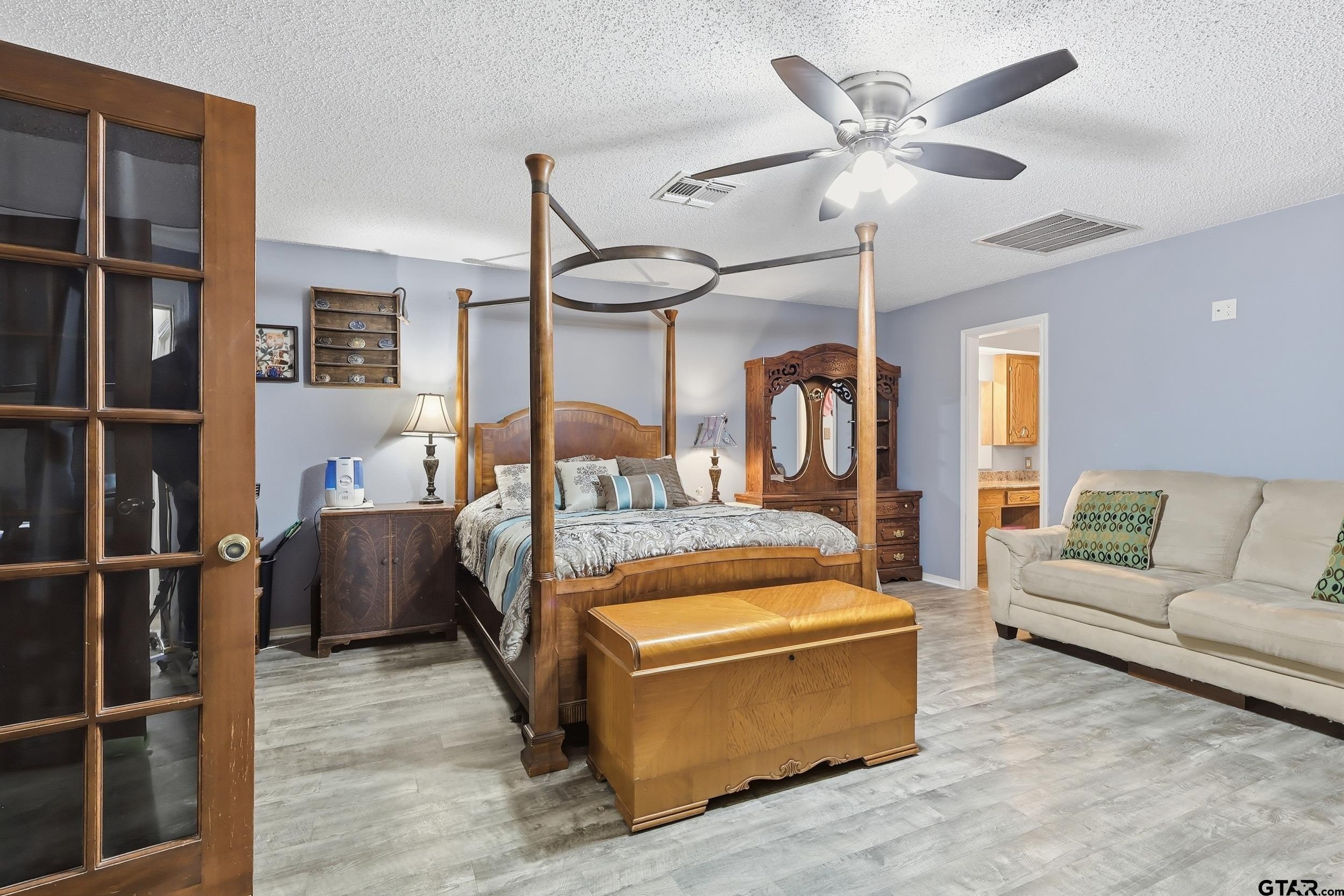 Leesburg, Texas, 75451, United States, 3 Bedrooms Bedrooms, ,2 BathroomsBathrooms,Residential,For Sale,1987369