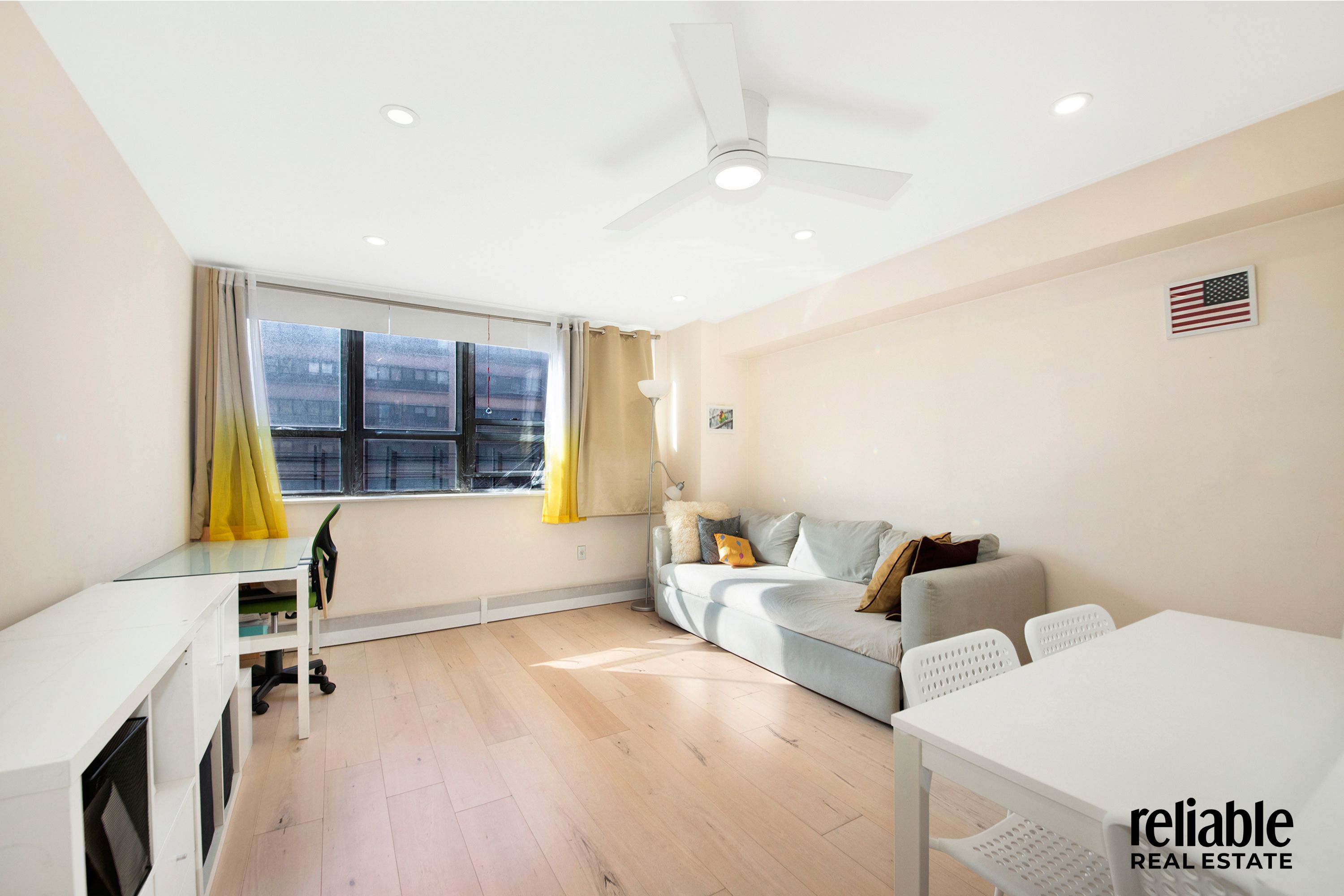 New York, New York, 10026, United States, 2 Bedrooms Bedrooms, ,1 BathroomBathrooms,Residential,For Sale,2003267