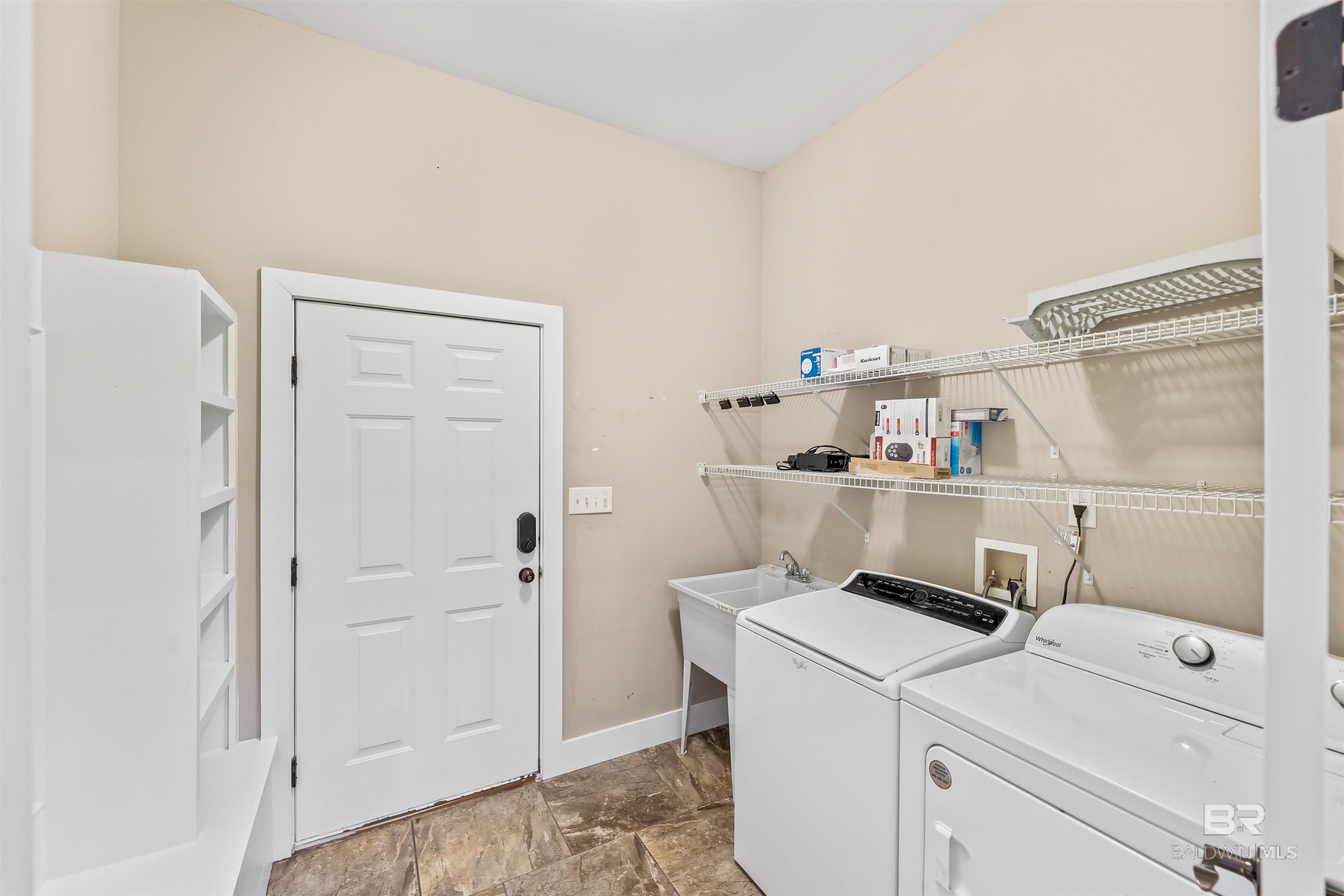 Spanish Fort, Alabama, 36527, United States, 4 Bedrooms Bedrooms, ,3 BathroomsBathrooms,Residential,For Sale,1998319