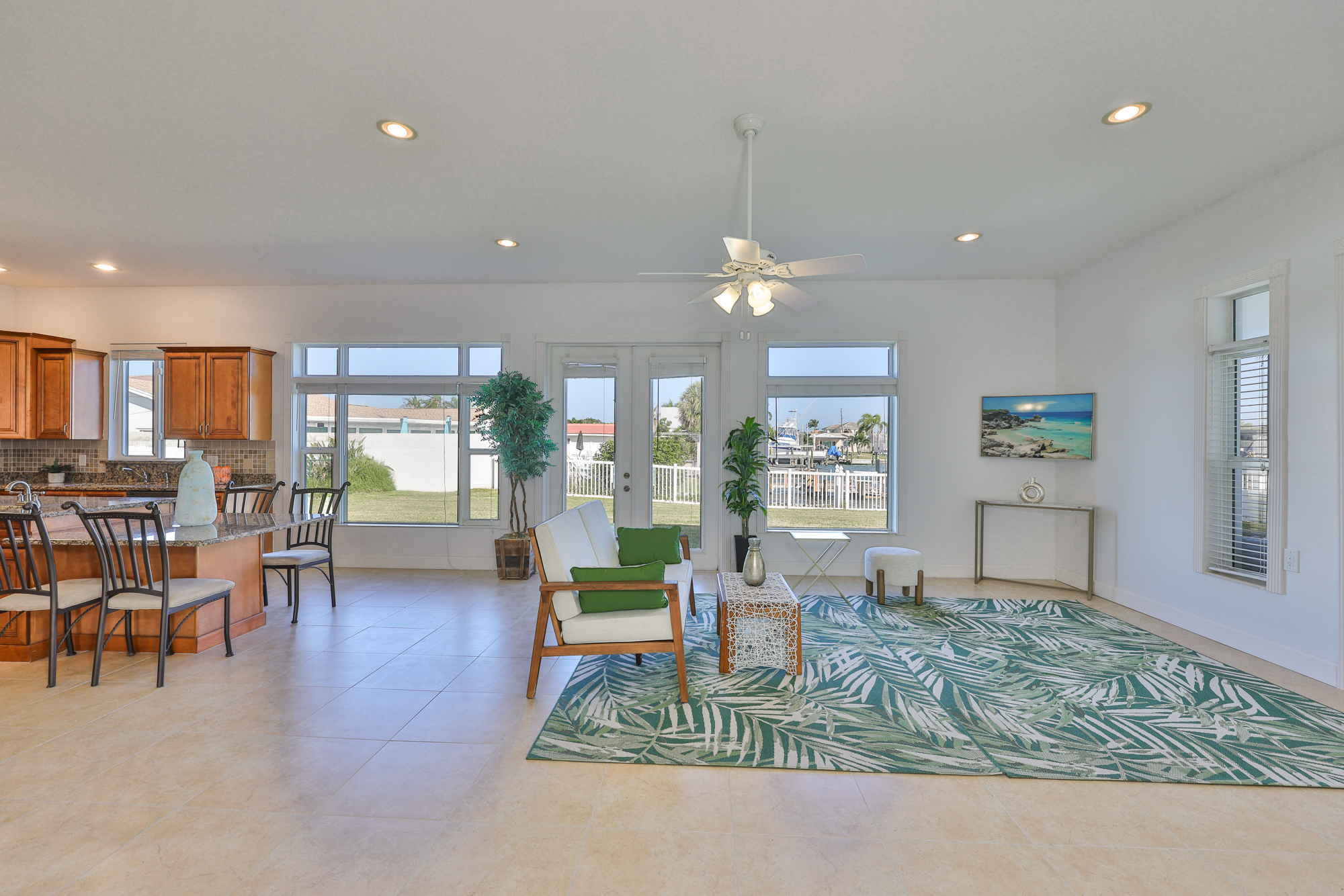 Treasure Island, Florida, 33706, United States, 3 Bedrooms Bedrooms, ,2 BathroomsBathrooms,Residential,For Sale,1982782