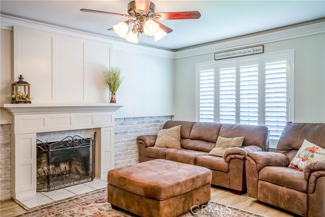 Canyon Country, California, 91351, United States, 4 Bedrooms Bedrooms, ,2 BathroomsBathrooms,Residential,For Sale,1977550