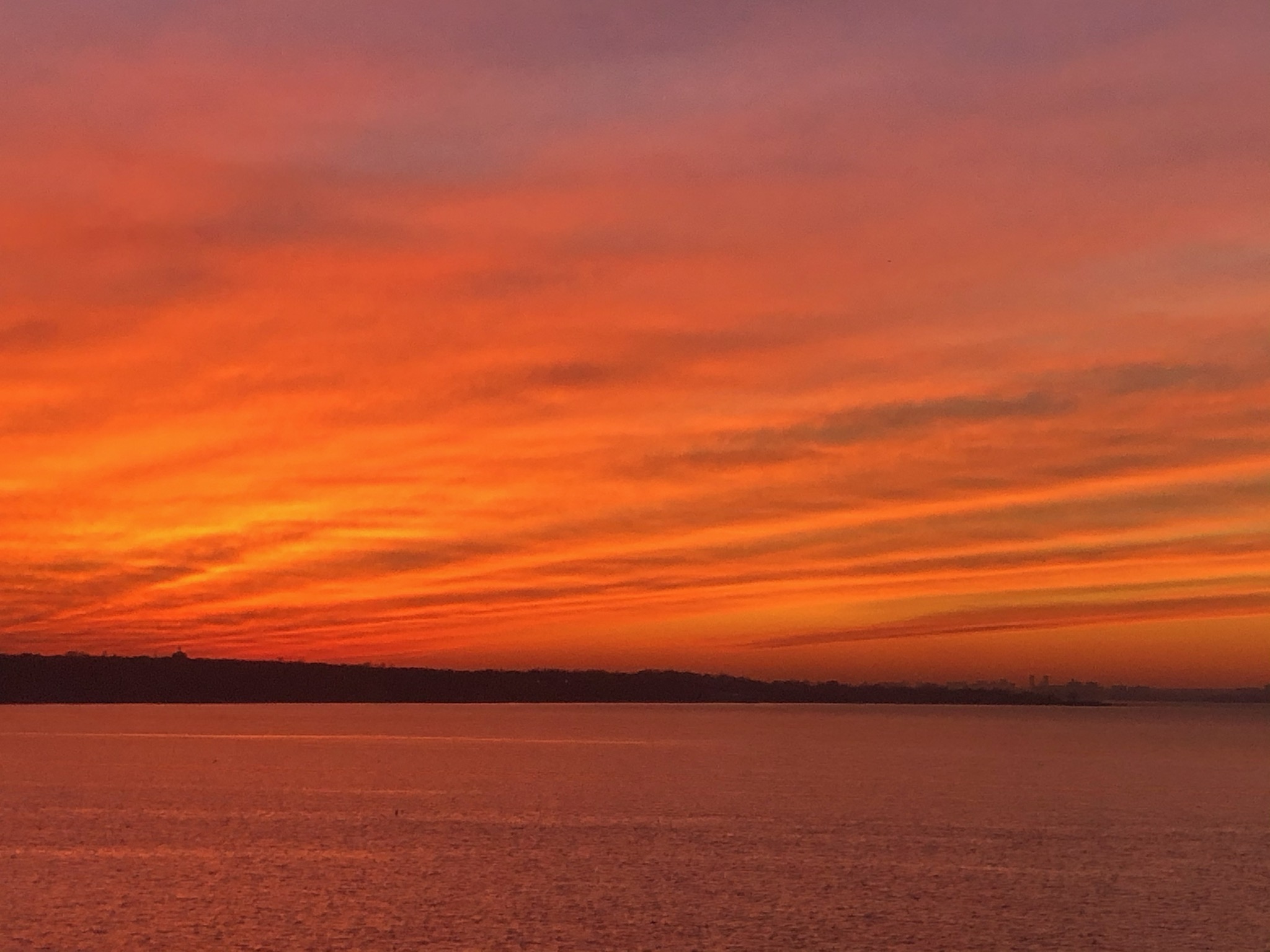  40 Pembroke Drive, Glen Cove, NY, 11542 - 物件實景