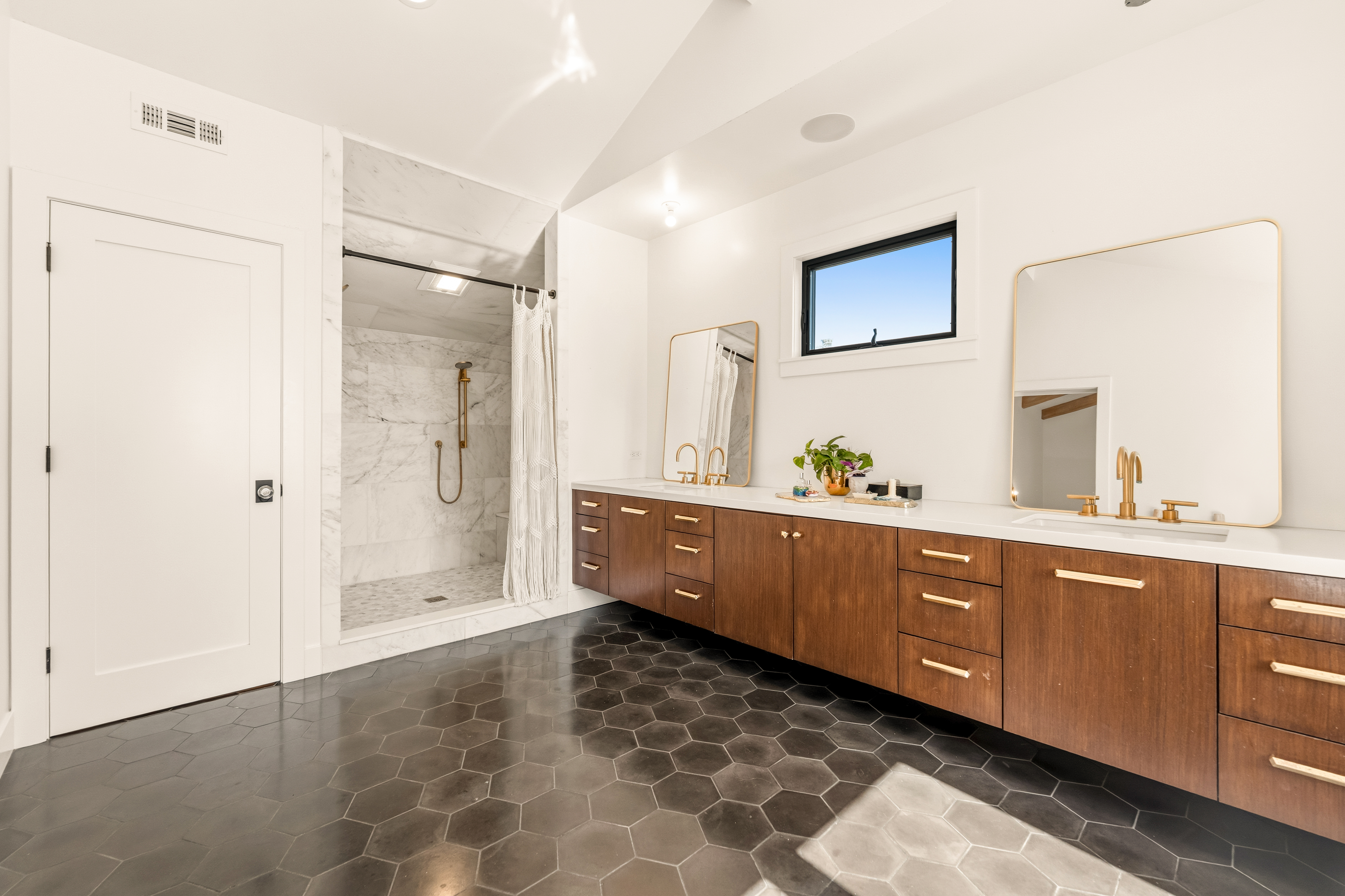  1302 Devon Lane, Ventura, CA 93001 - 物件實景
