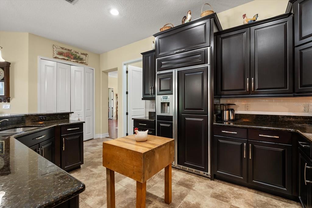 Sorrento, Florida, 32776, United States, 4 Bedrooms Bedrooms, ,4 BathroomsBathrooms,Residential,For Sale,1890904