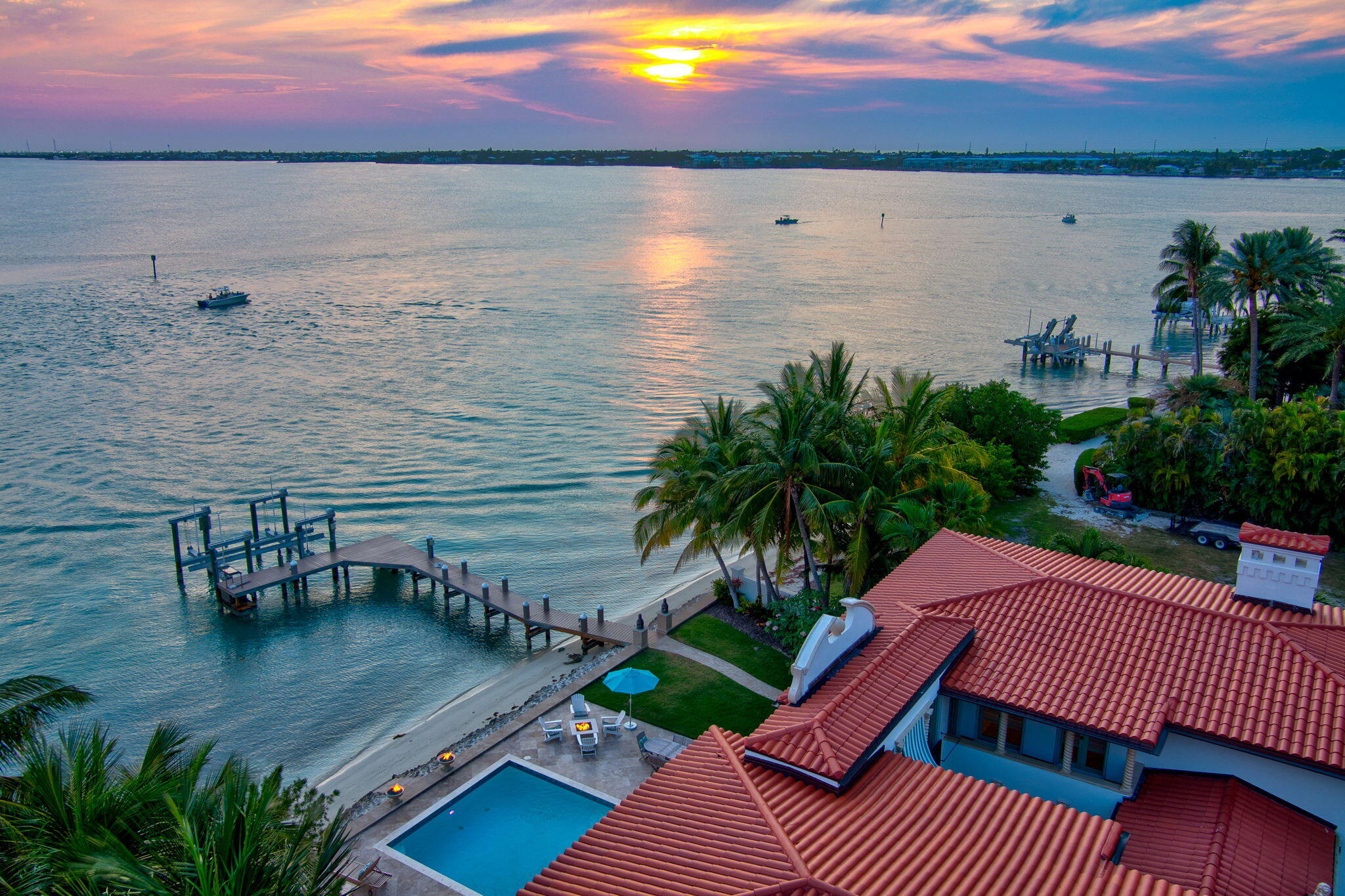 KEY COLONY, Florida, 33051, United States, 4 Bedrooms Bedrooms, ,5 BathroomsBathrooms,Residential,For Sale,1993100