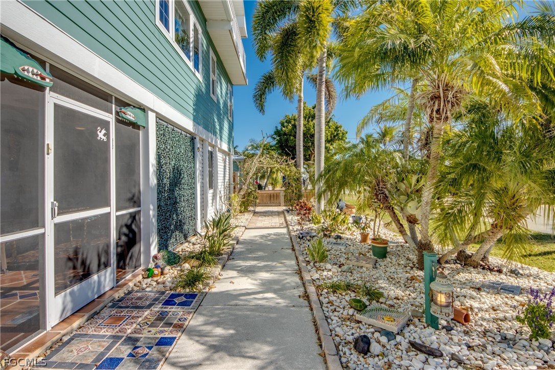 Matlacha, Florida, 33993, United States, 4 Bedrooms Bedrooms, ,3 BathroomsBathrooms,Residential,For Sale,2021819