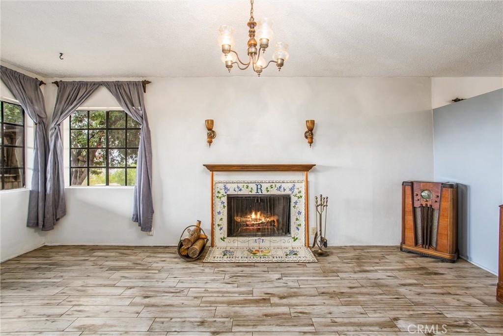 Lake Elsinore, California, 92530, United States, 3 Bedrooms Bedrooms, ,1 BathroomBathrooms,Residential,For Sale,1943552