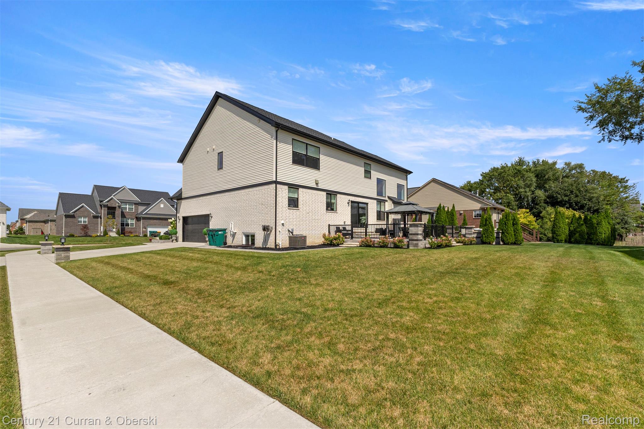 Van Buren Charter Township, Michigan, 48111, United States, 4 Bedrooms Bedrooms, ,3 BathroomsBathrooms,Residential,For Sale,1976116