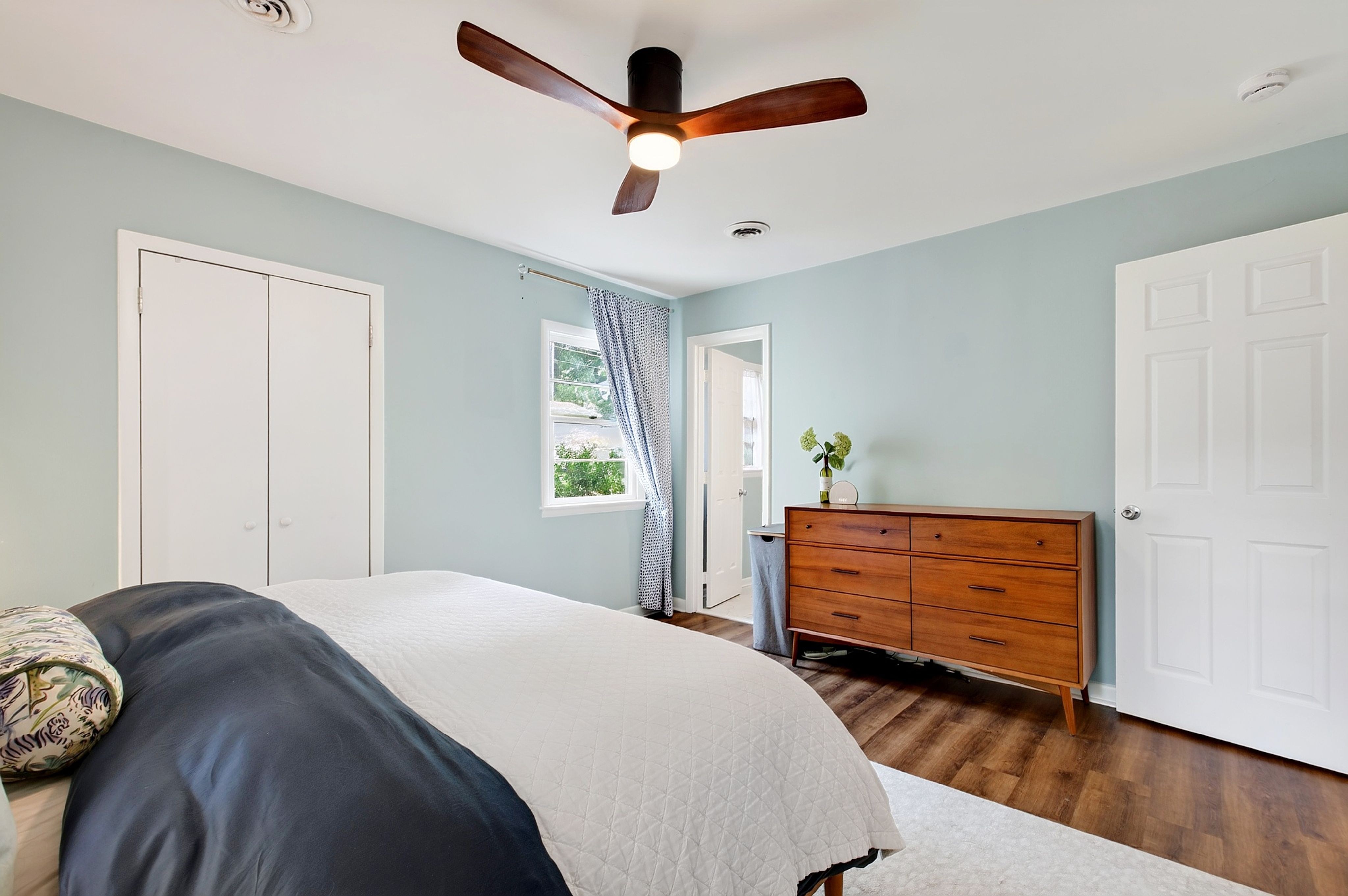  709 Dawnwood Court, Raleigh, NC 27609 - 物件實景