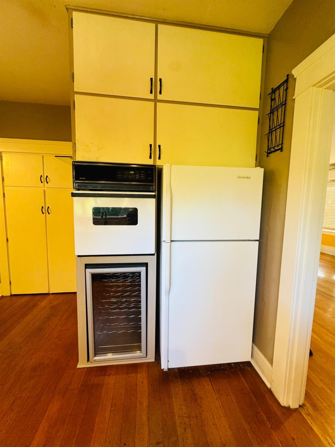 Santa Cruz, California, 95060, United States, 3 Bedrooms Bedrooms, ,2 BathroomsBathrooms,Residential,For Sale,1975973