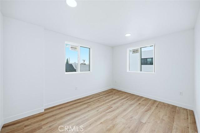 Los Angeles, California, 90011, United States, ,Residential,For Sale,1987008