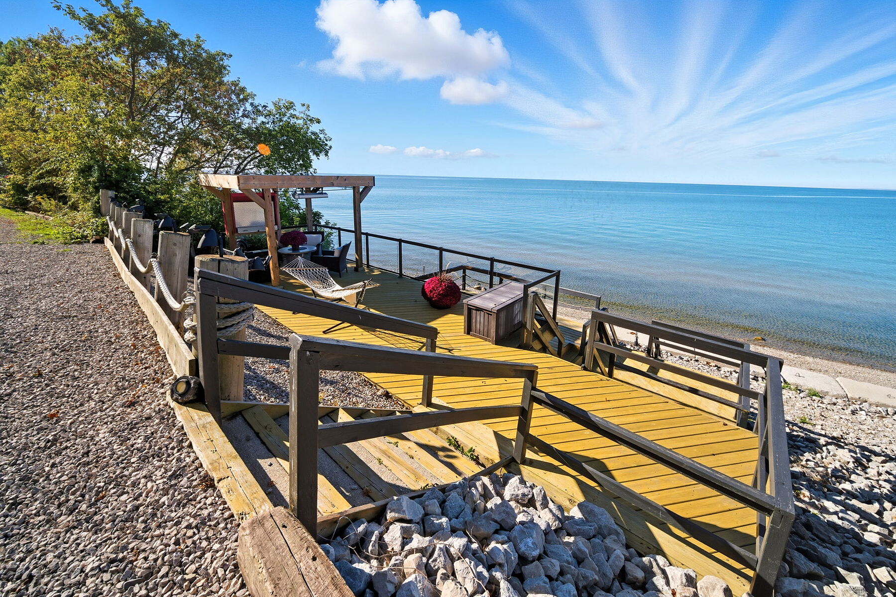  Private Lake Erie Shoreline - 物件實景