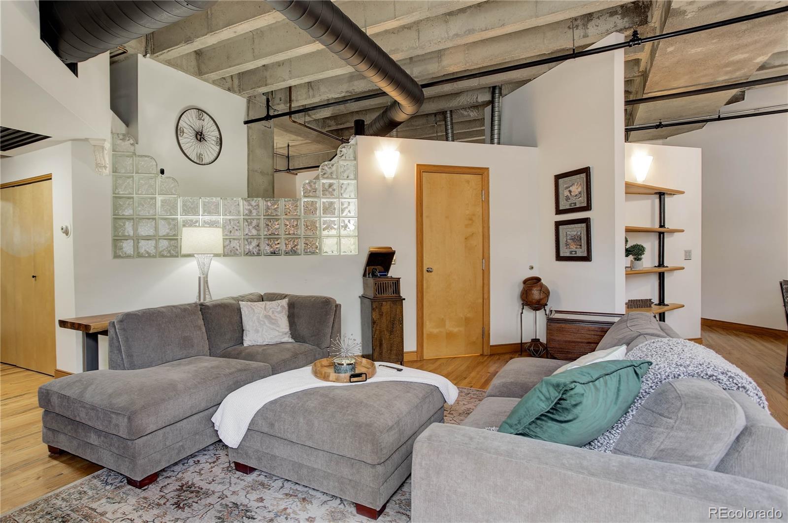 Denver, Colorado, 80202, United States, 1 Bedroom Bedrooms, ,2 BathroomsBathrooms,Residential,For Sale,1804678