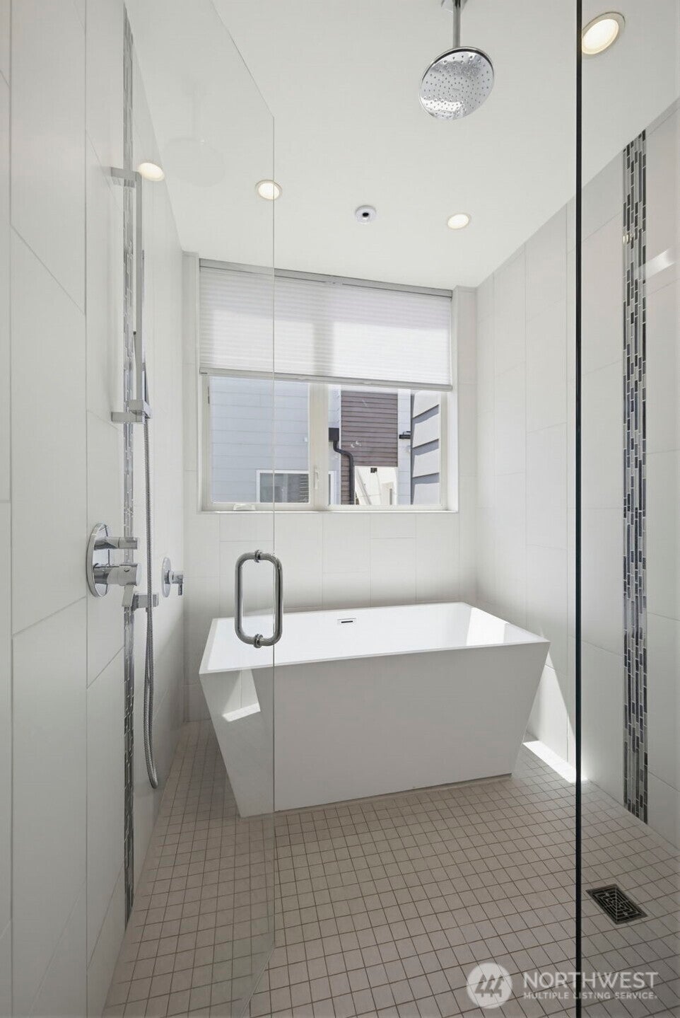 Seattle, Washington, 98144, United States, 3 Bedrooms Bedrooms, ,2 BathroomsBathrooms,Residential,For Sale,2049305