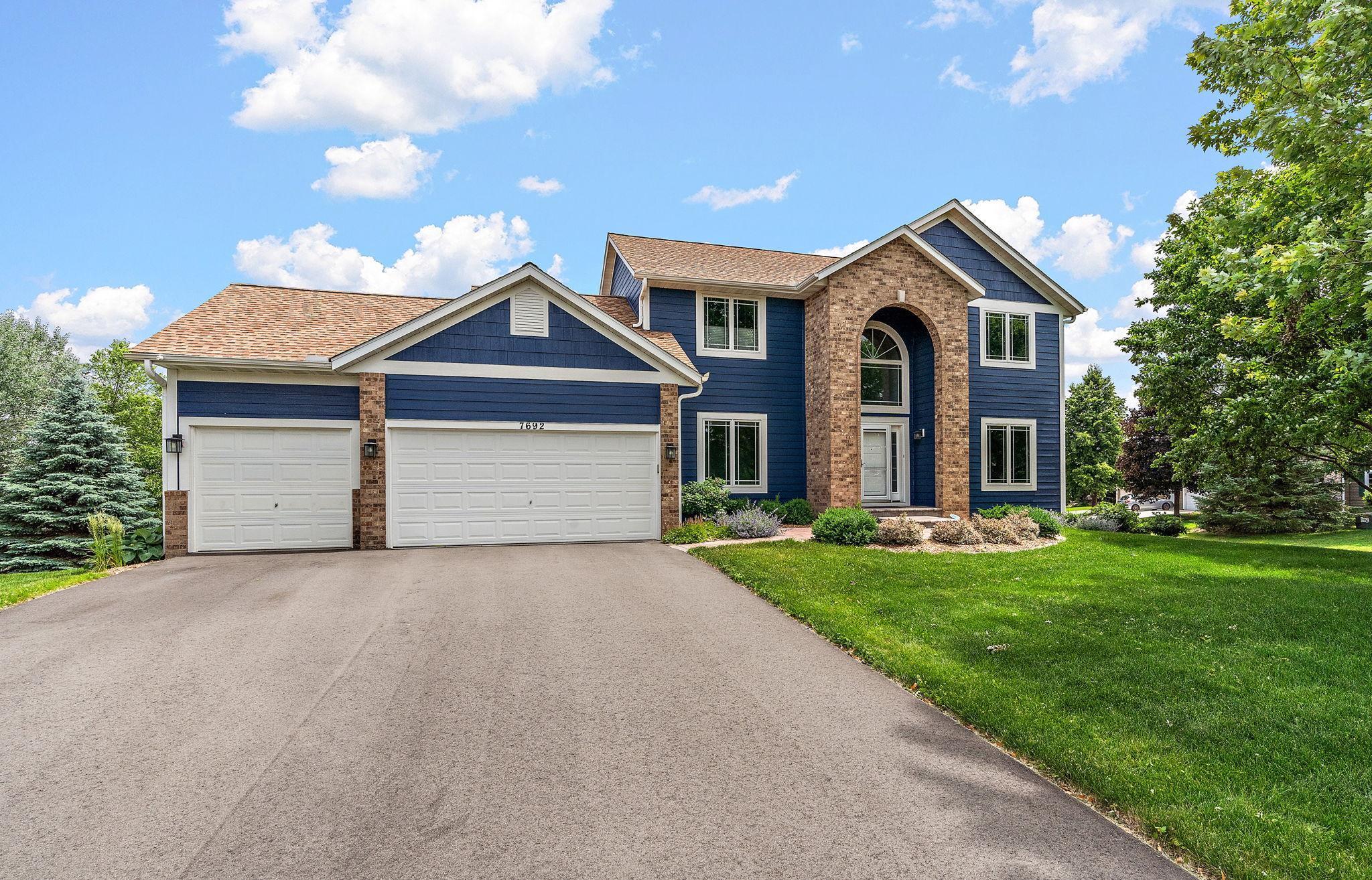 Oakdale, Minnesota, 55128, United States, 4 Bedrooms Bedrooms, ,4 BathroomsBathrooms,Residential,For Sale,1879213