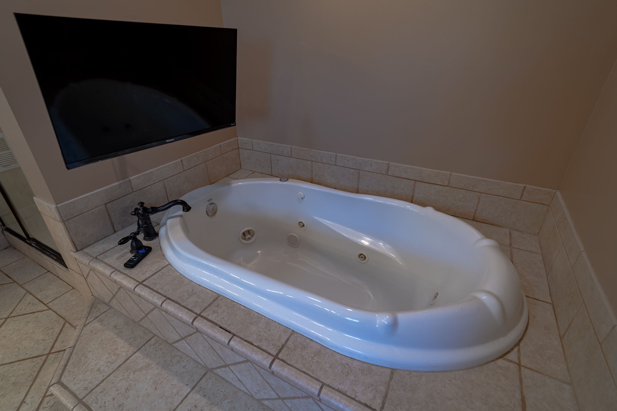 Helena, Montana, 59601, United States, 4 Bedrooms Bedrooms, ,4 BathroomsBathrooms,Residential,For Sale,1984515