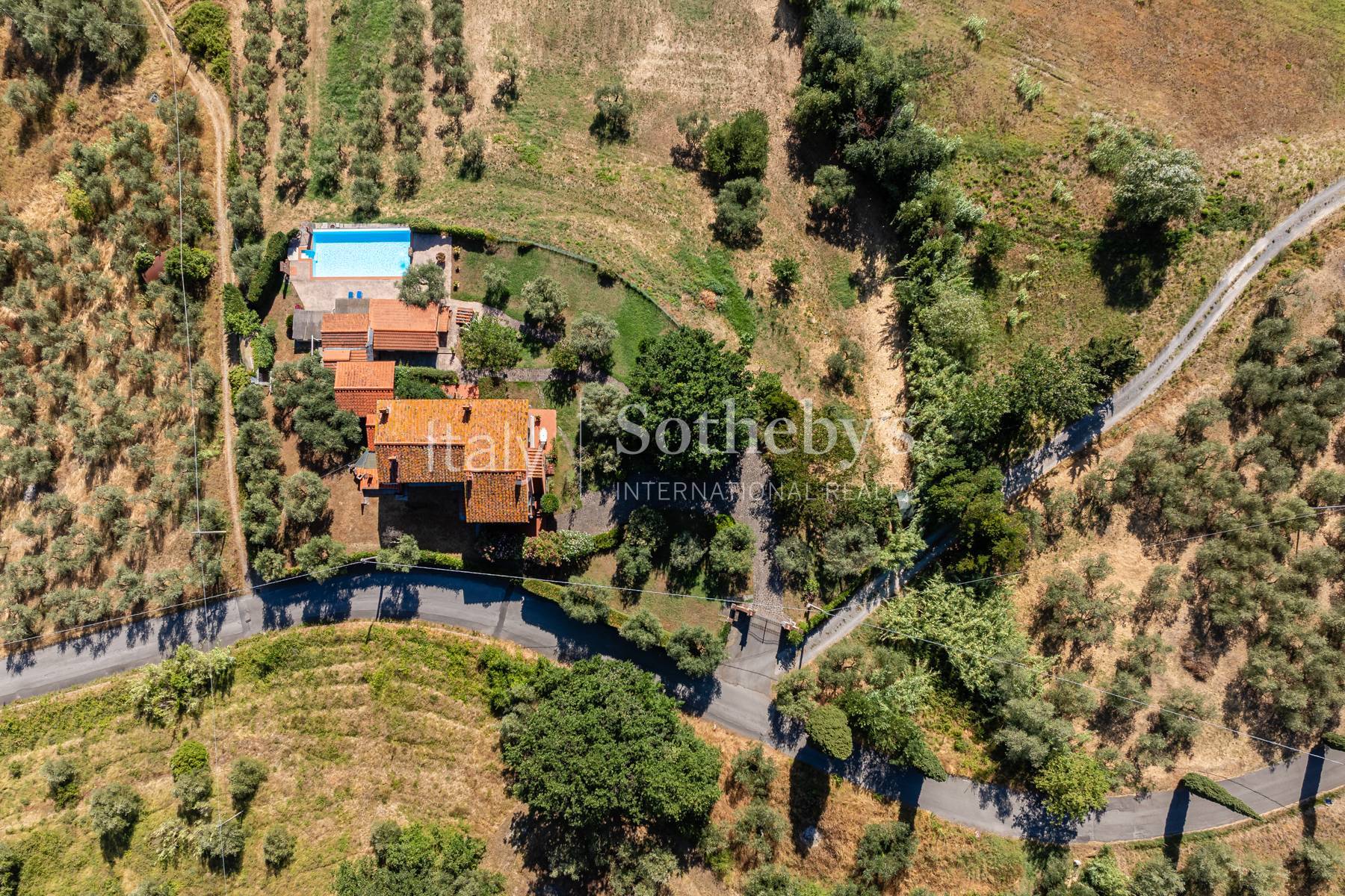  Elegant tuscan country home with panoramic hill views - 物件實景