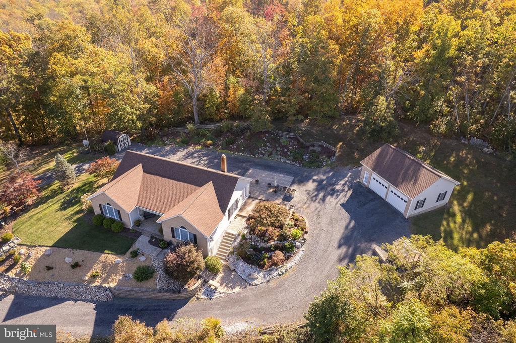 Strasburg, Virginia, 22657, United States, 2 Bedrooms Bedrooms, ,2 BathroomsBathrooms,Residential,For Sale,1996820