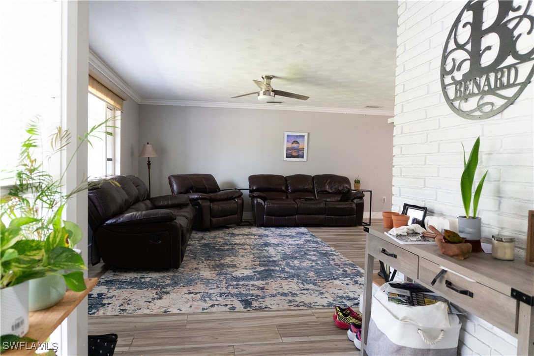 Fort Myers, Florida, 33916, United States, 4 Bedrooms Bedrooms, ,5 BathroomsBathrooms,Residential,For Sale,1975141