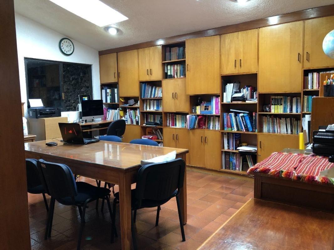 Bosques de Moctezuma, Huixquilucan, Estado de México, 52784, Mexico, 4 Bedrooms Bedrooms, ,8 BathroomsBathrooms,Residential,For Sale,Bosques de Moctezuma,1621931