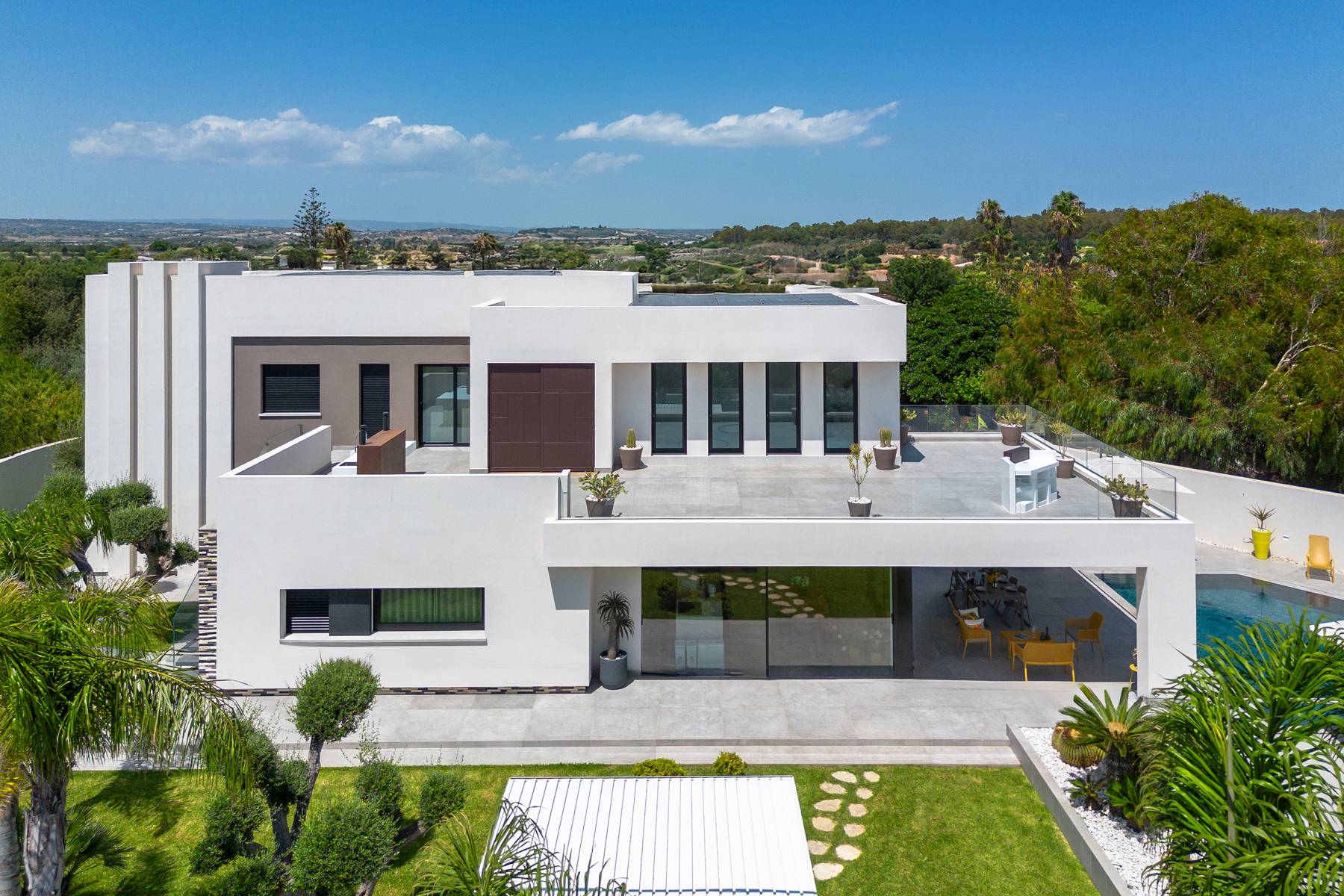  Modern design villa facing the sea - 物件實景
