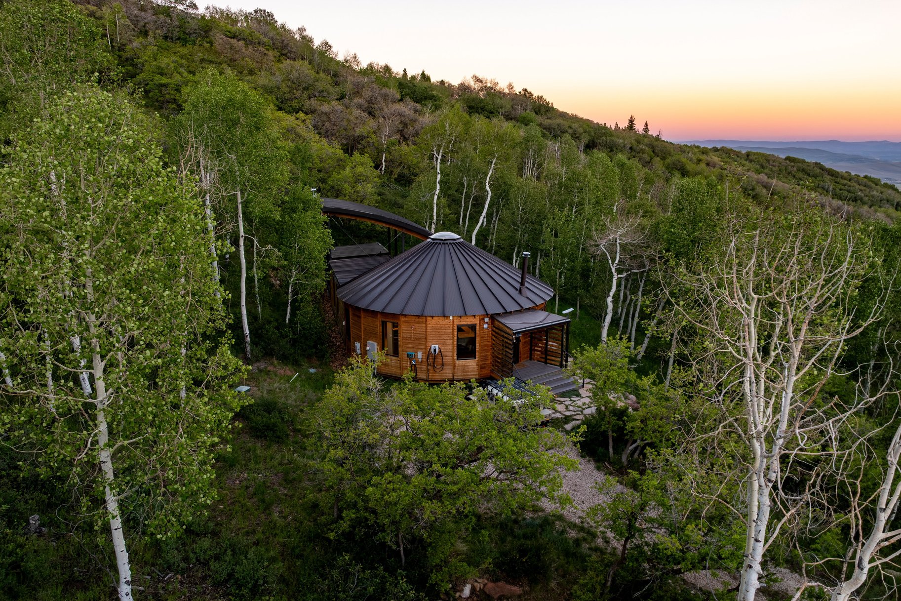  One of a Kind Mountain Retreat on Nearly 12 Acres with Panoramic Ski Resort View - 物件實景