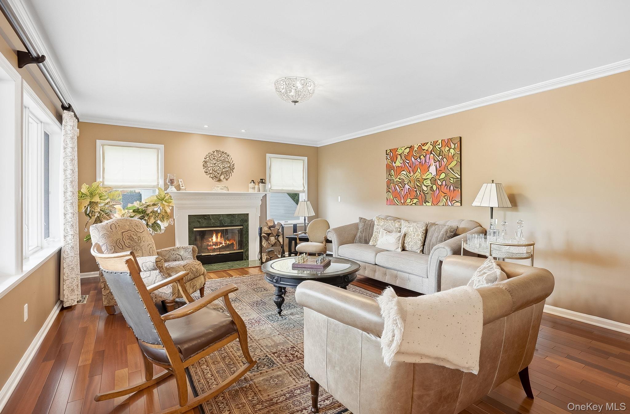 Cortlandt Manor, New York, 10567, United States, 4 Bedrooms Bedrooms, ,3 BathroomsBathrooms,Residential,For Sale,1987823