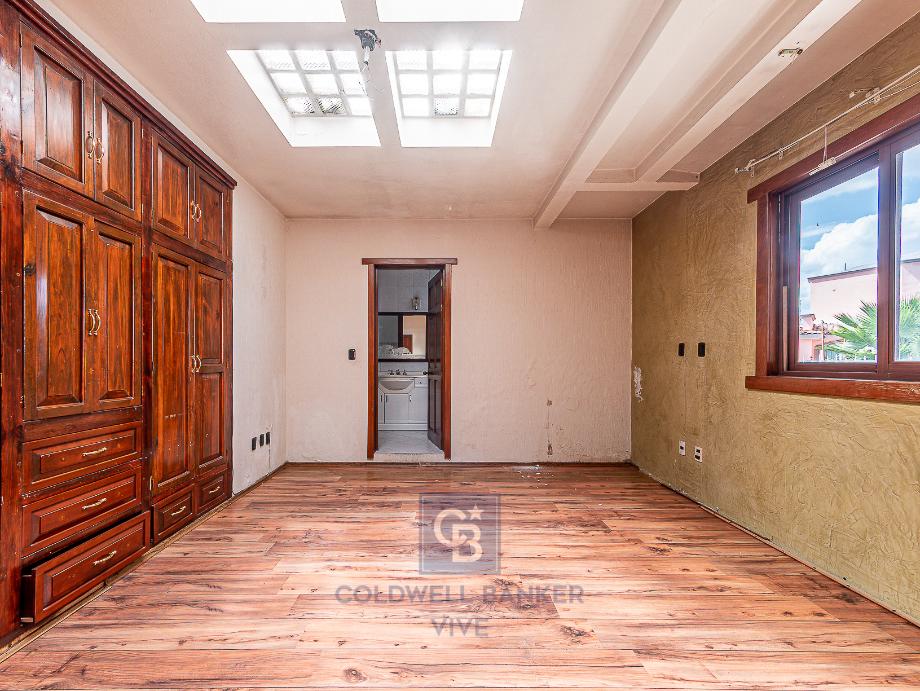 Avenida del Marquez, Metepec, Estado de méxico, 52178, Mexico, 4 Bedrooms Bedrooms, ,5 BathroomsBathrooms,Residential,For Sale,Avenida del Marquez,1615864