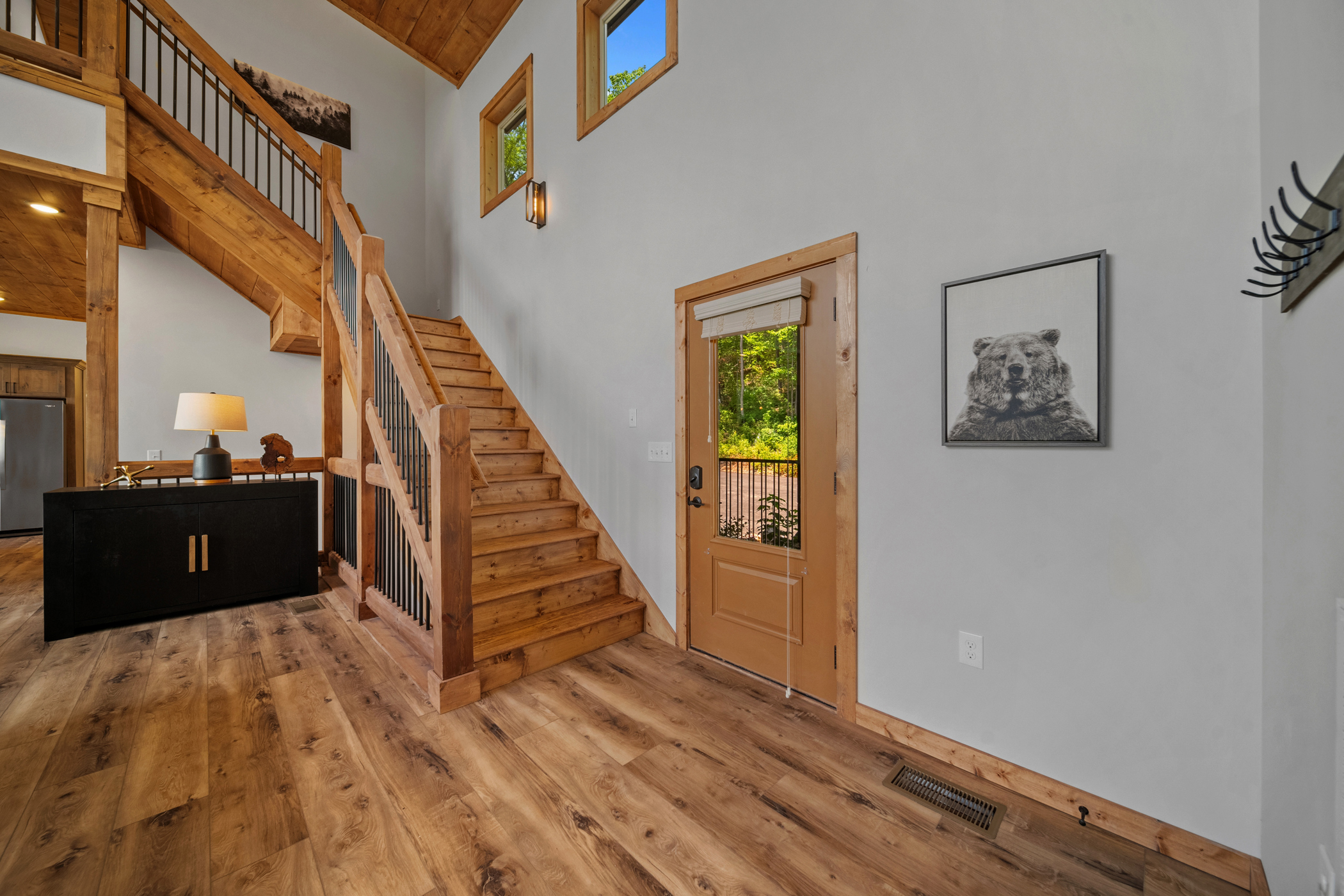 Sevierville, Tennessee, 37862, United States, 5 Bedrooms Bedrooms, ,6 BathroomsBathrooms,Residential,For Sale,1914652