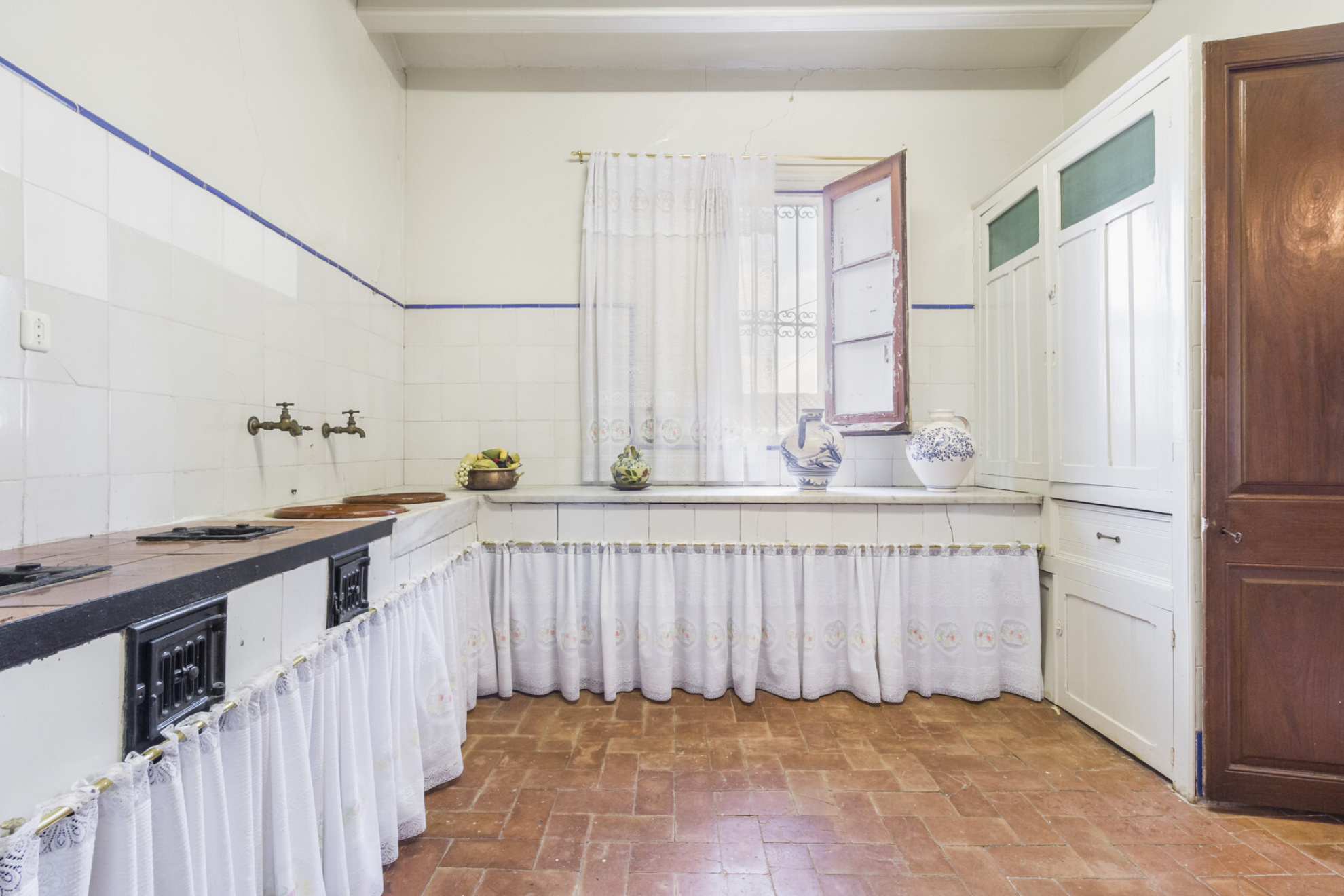  Historic Winery Estate with Vineyards in Penedes for Sale. - 物件實景