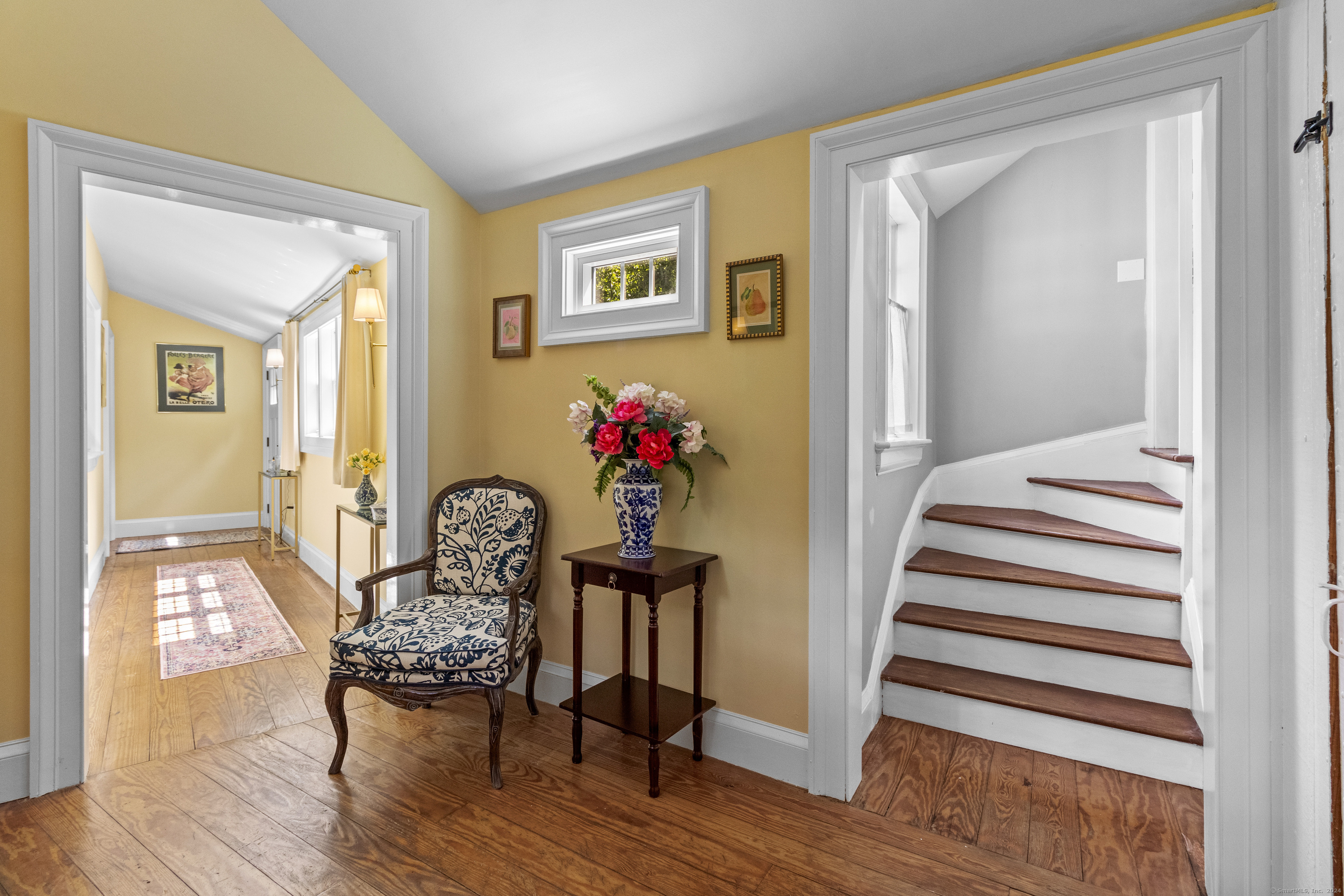 Newtown, Connecticut, 06482, United States, 3 Bedrooms Bedrooms, ,2 BathroomsBathrooms,Residential,For Sale,1828428