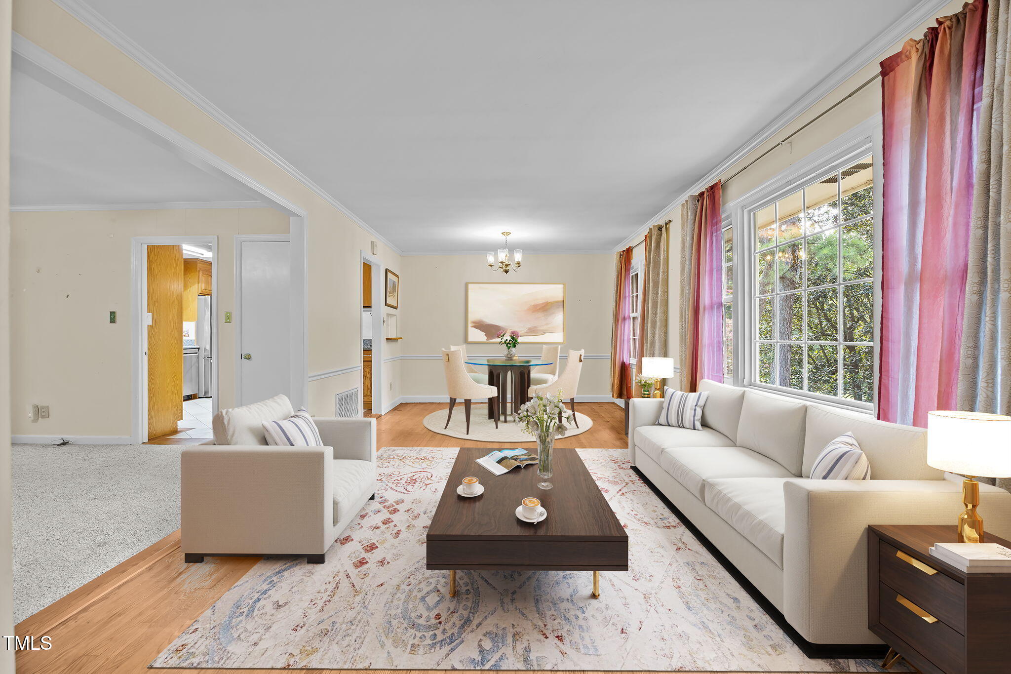 Raleigh, North Carolina, 27609, United States, 3 Bedrooms Bedrooms, ,2 BathroomsBathrooms,Residential,For Sale,1911441