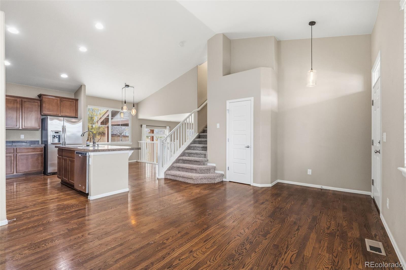 Aurora, Colorado, 80016, United States, 5 Bedrooms Bedrooms, ,3 BathroomsBathrooms,Residential,For Sale,1995144