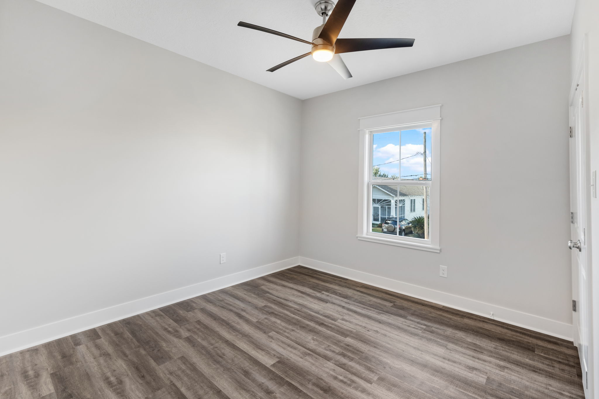 Lake Charles, Louisiana, 70601, United States, 16 Bedrooms Bedrooms, ,12 BathroomsBathrooms,Residential,For Sale,1983862