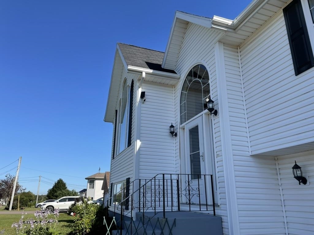 STRATFORD, Prince Edward Island, C1B 2H3, CA, 4 Bedrooms Bedrooms, ,2 BathroomsBathrooms,Residential,For Sale,1885210
