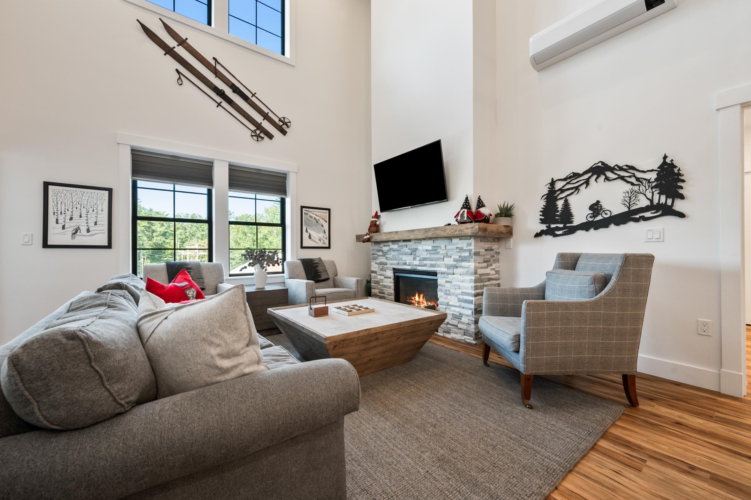 Conway, New Hampshire, 03860, United States, 3 Bedrooms Bedrooms, ,2 BathroomsBathrooms,Residential,For Sale,1991072