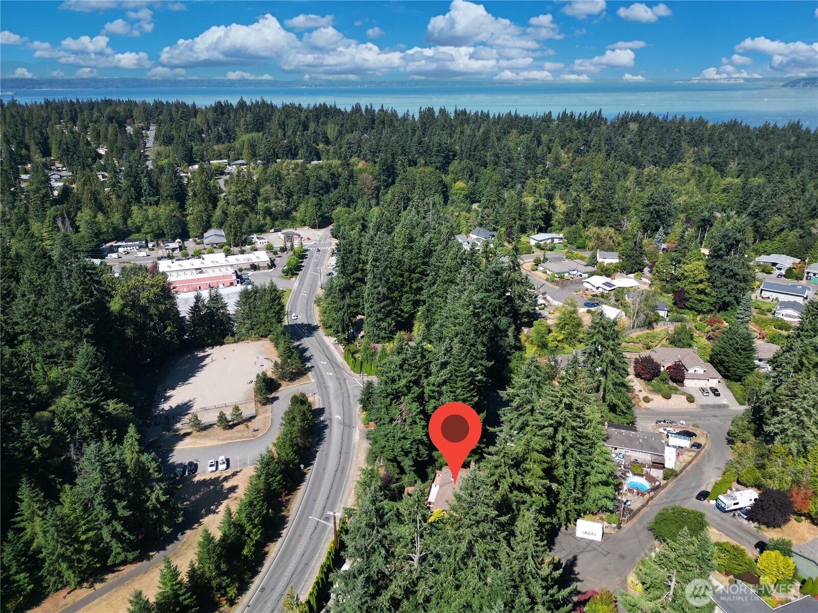 Edmonds, Washington, 98026, United States, 4 Bedrooms Bedrooms, ,2 BathroomsBathrooms,Residential,For Sale,1923504