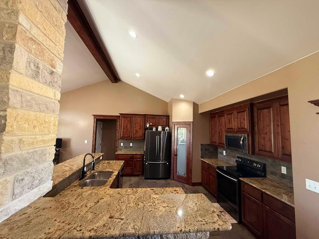 Christoval, Texas, 76935, United States, 3 Bedrooms Bedrooms, ,2 BathroomsBathrooms,Residential,For Sale,1993444