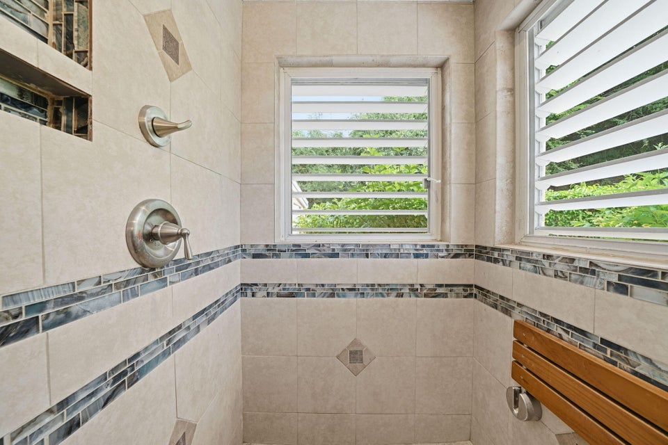 St. Croix, Virgin Islands, 00820, VI, 3 Bedrooms Bedrooms, ,3 BathroomsBathrooms,Residential,For Sale,1992039