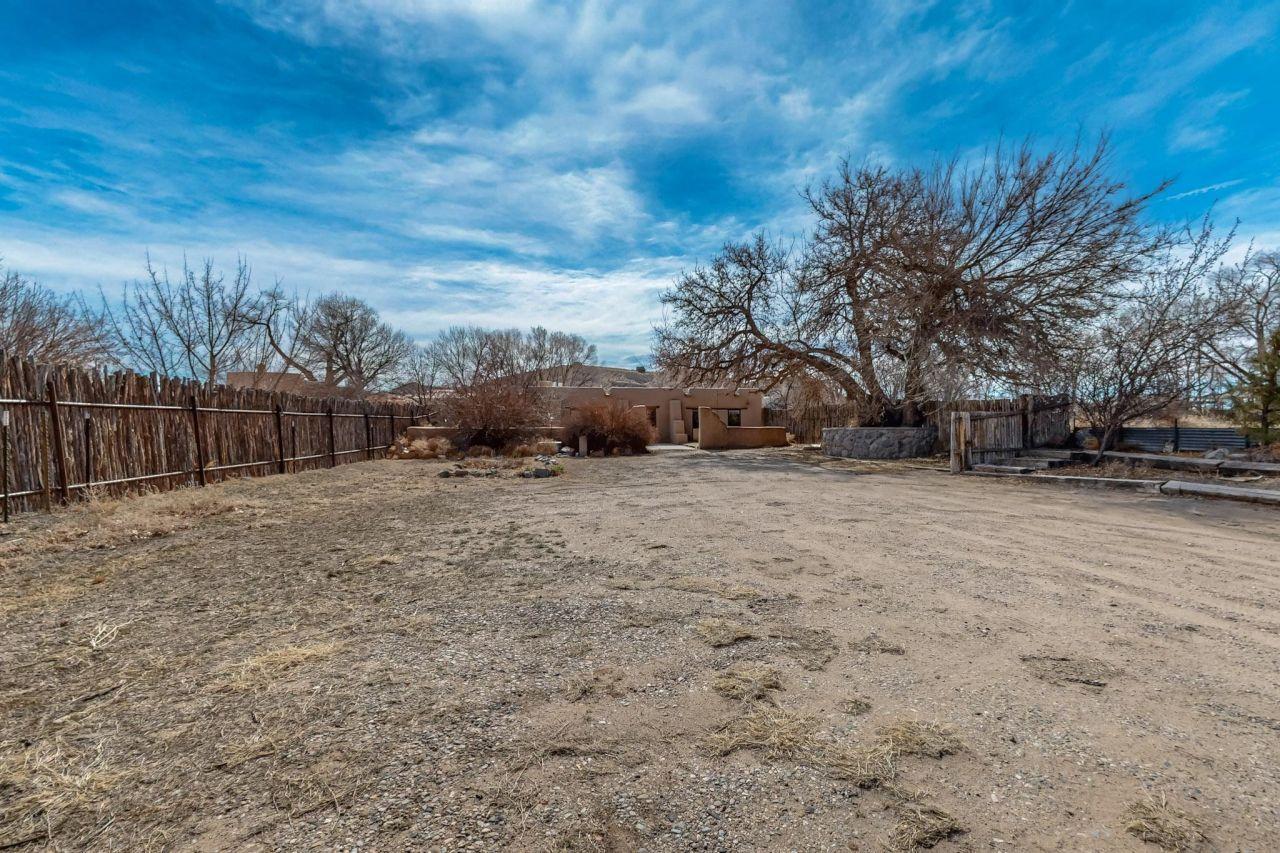 La Mesilla, New Mexico, 87532, United States, 5 Bedrooms Bedrooms, ,2 BathroomsBathrooms,Residential,For Sale,1762122