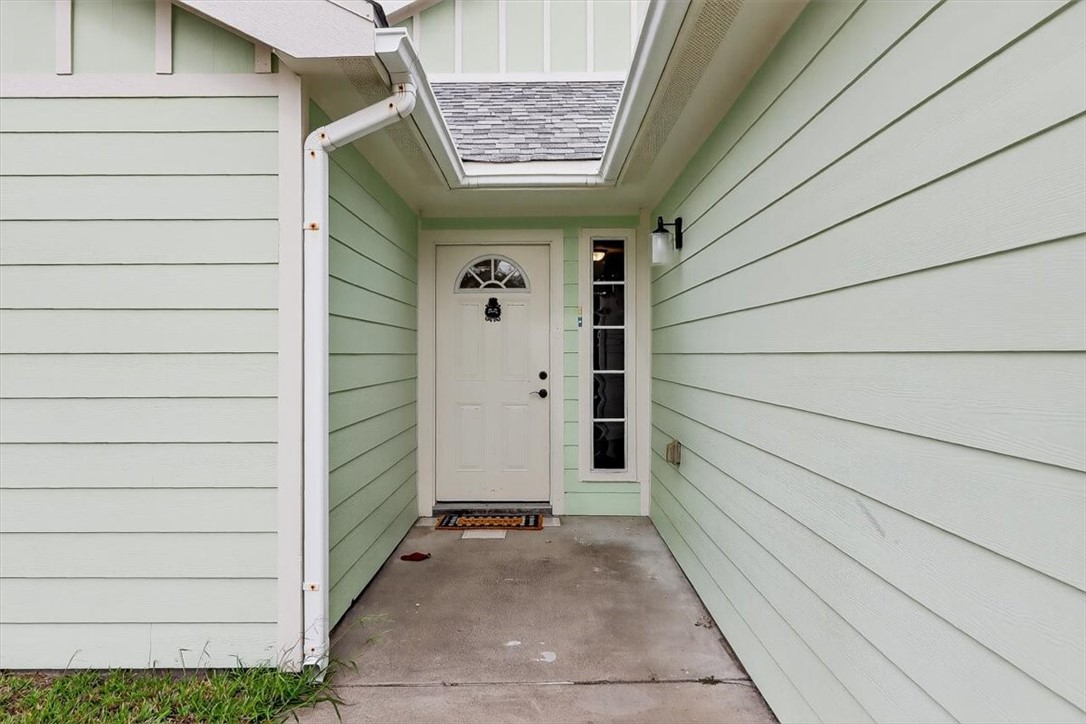 Port Aransas, Texas, 78373, United States, 3 Bedrooms Bedrooms, ,2 BathroomsBathrooms,Residential,For Sale,2001769