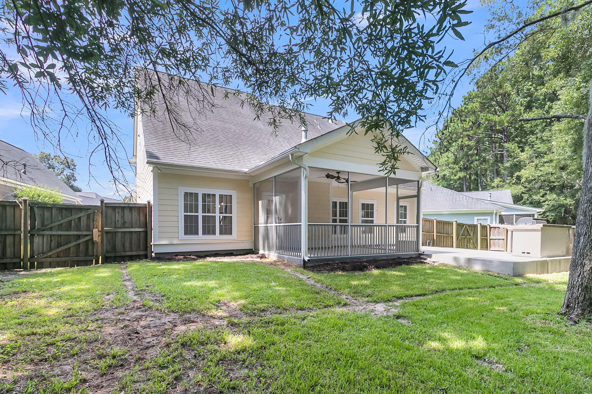 North Charleston, South Carolina, 29420, United States, 5 Bedrooms Bedrooms, ,4 BathroomsBathrooms,Residential,For Sale,1899453